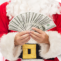 How to Save Money on Christmas Gifts Conveniently