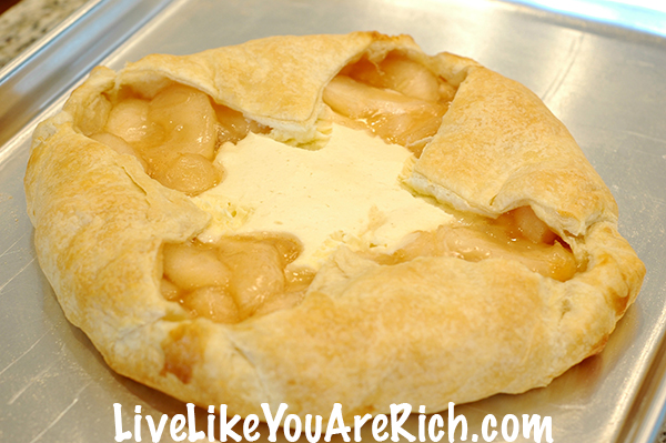 Cream Cheese Apple Puff Pastry Recipe