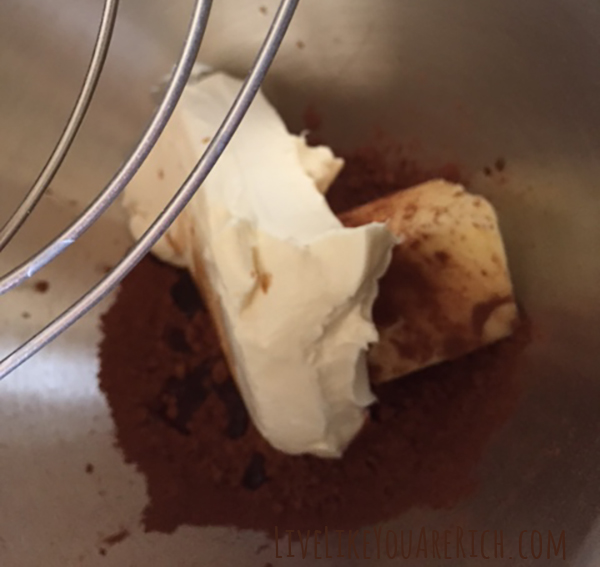 The Best Chocolate Cream Cheese Frosting Recipe