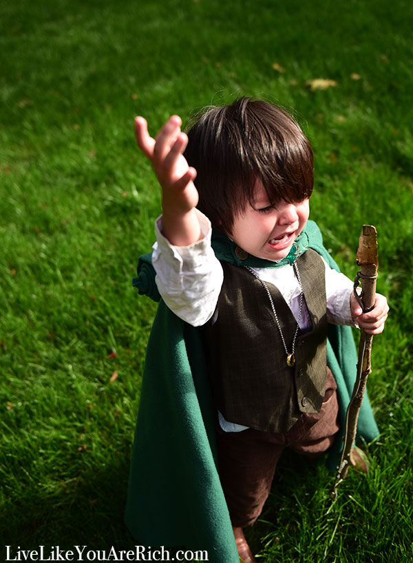 Frodo Halloween Costume for a Toddler