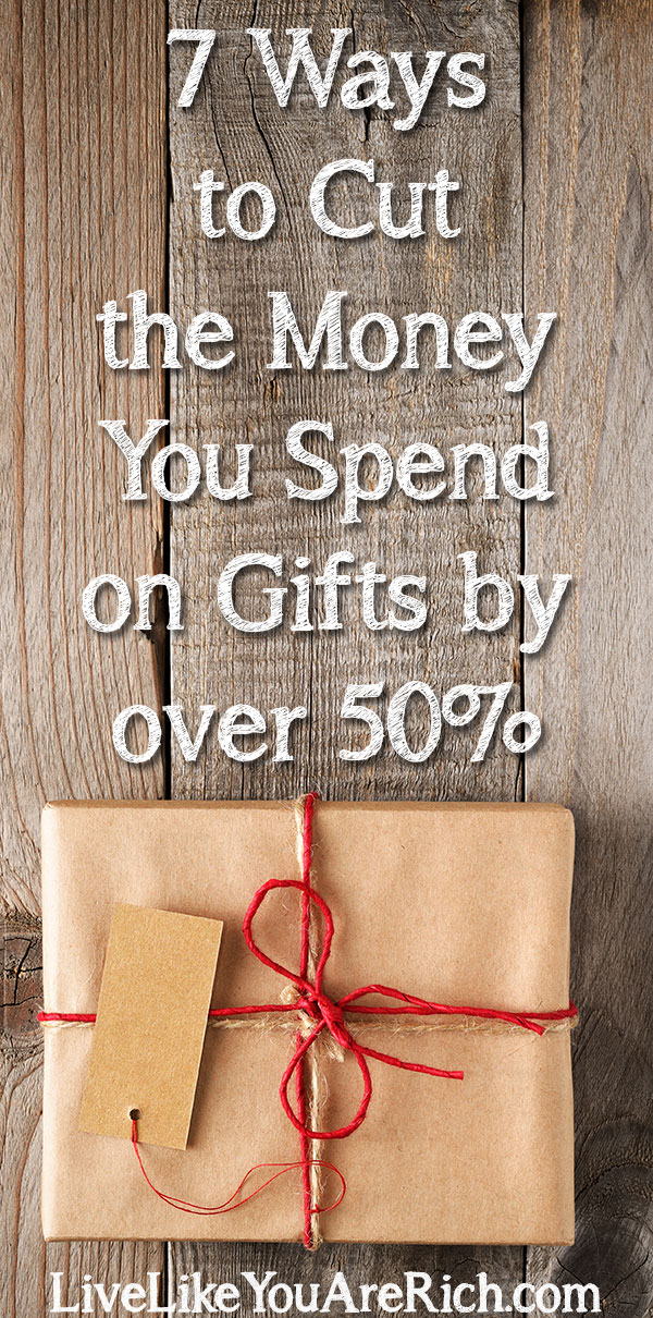 How to Save Money on Gift Giving