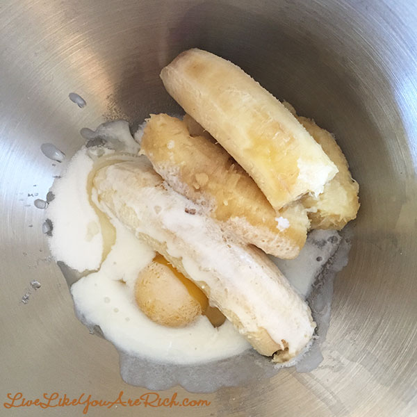 Quick and Easy Banana Bread Recipe