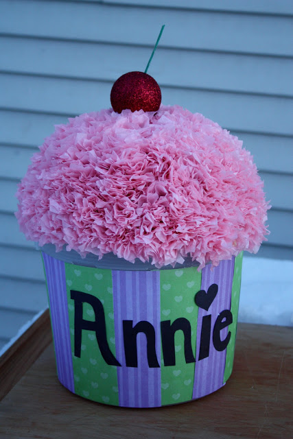 cupcake valentine box